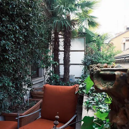 Comecasa Luxury Flat Scala-brera Milan